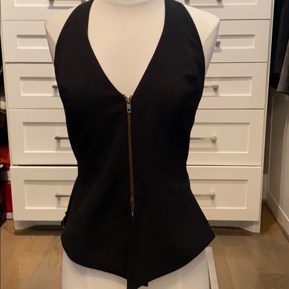 Black tank vest